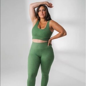 Balance Athletica (Vitality) serpentine channel bra